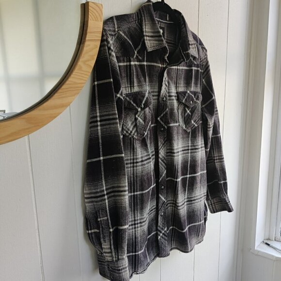 Route 66 Cotton Flannel Shirt, Black and White Plaid Colorway. Snap Buttons SZ L - Picture 2 of 7